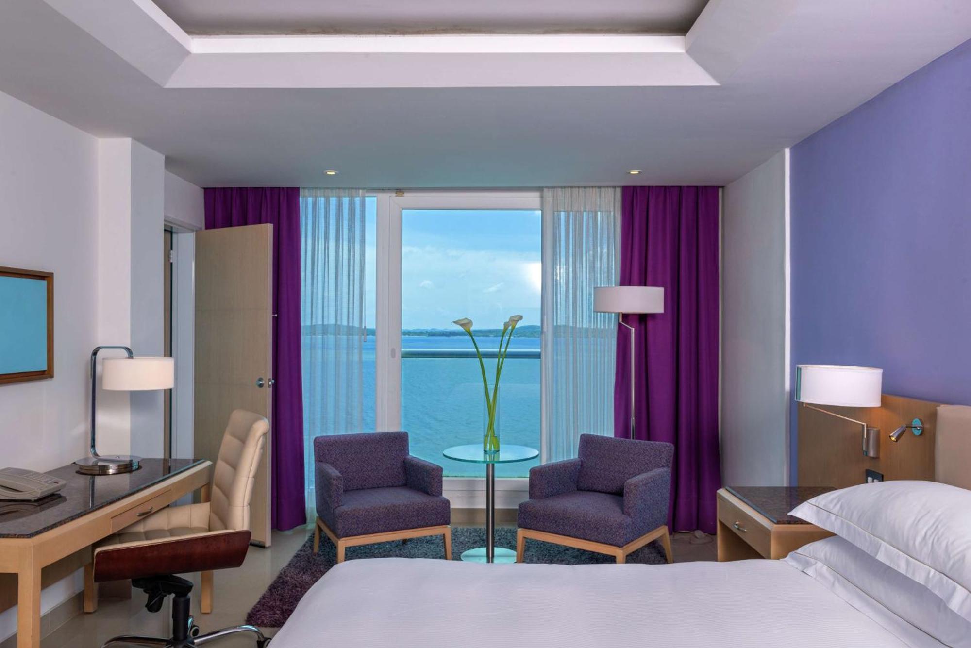 Готель Hilton Cartagena Екстер'єр фото
